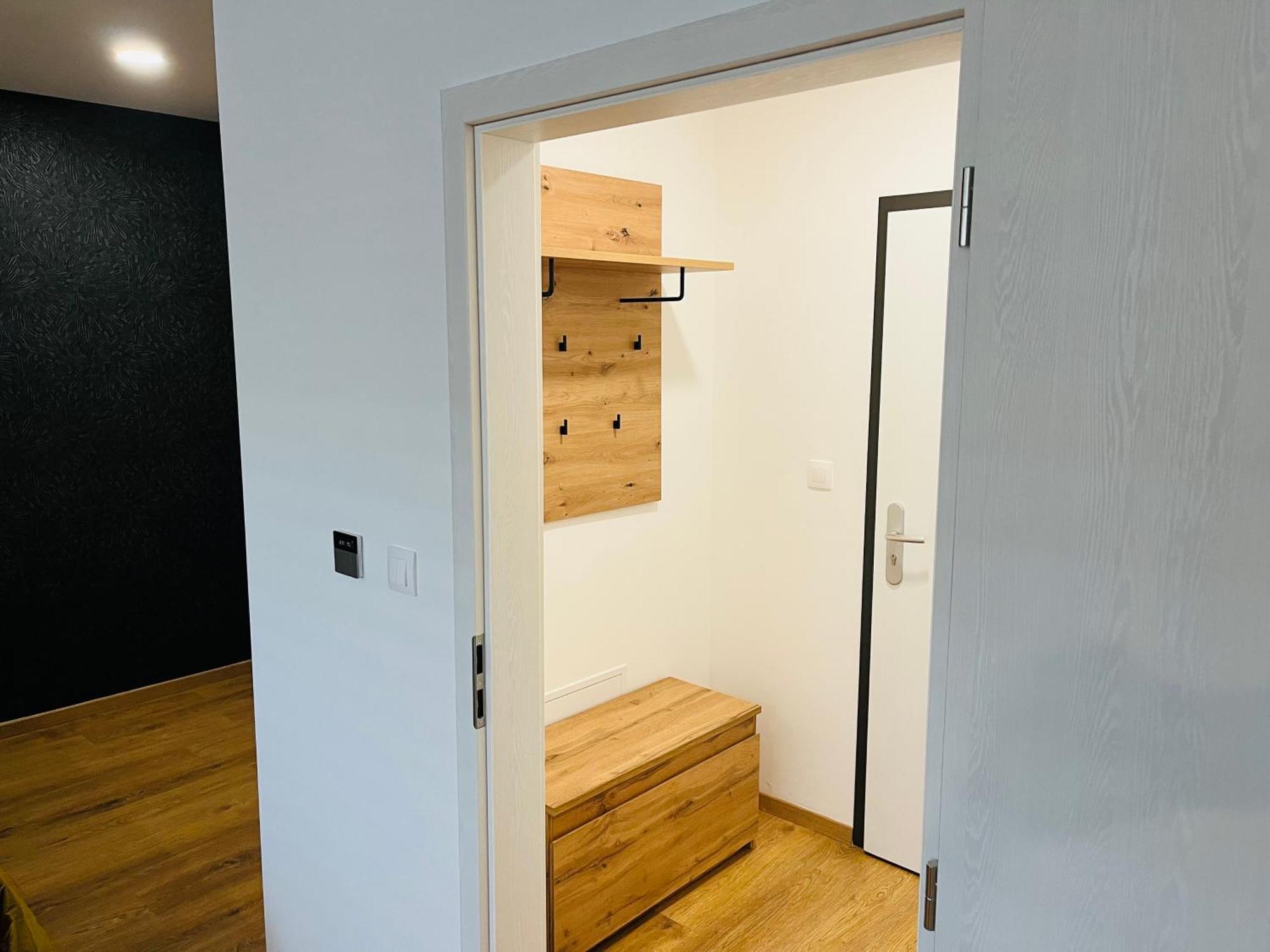 Апартаменты Apartman Sitka Тренчин Экстерьер фото